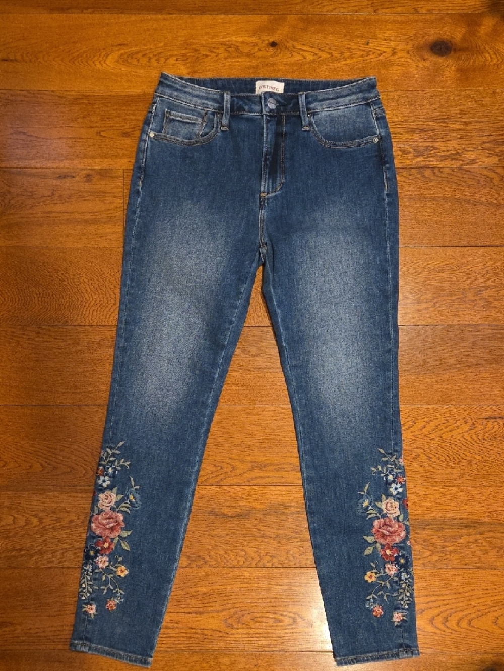 Driftwood Jackie Embroidered Skinny Jeans - Serenity 27